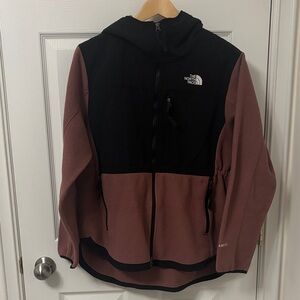 The North Face Denali Hoodie Fleece Jacket